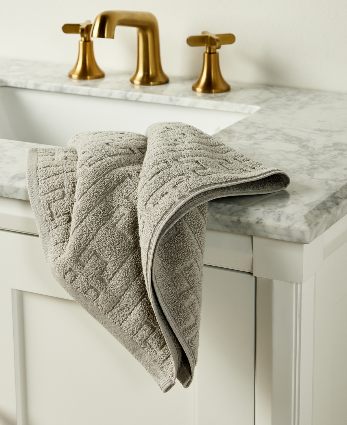 HOTEL COLLECTION SCULPTED CHAIN-LINK HAND TOWEL, 16" X 30", EXCLUSIVELY AT MACY'S 
