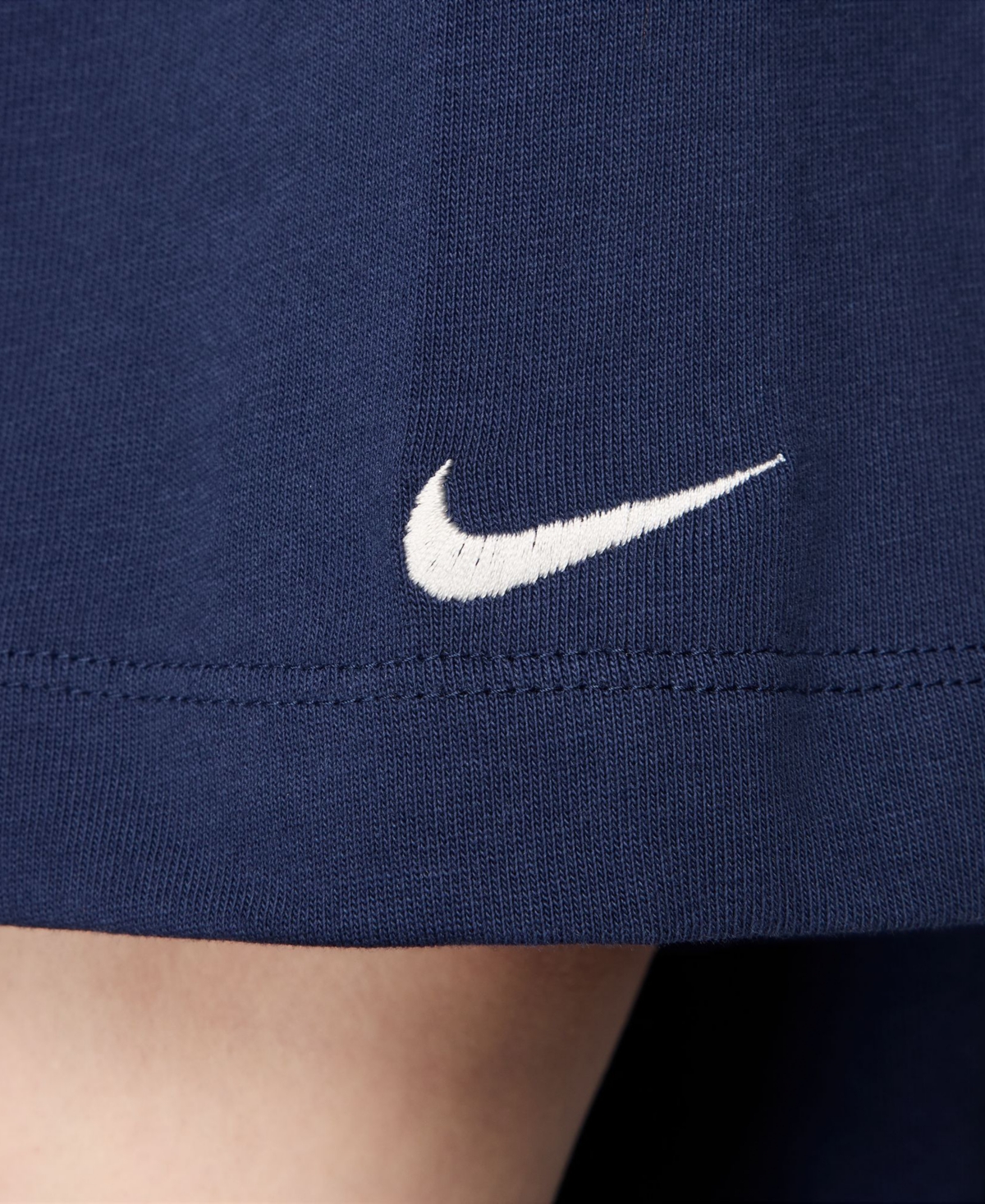 Nike Women's Sportswear Cotton Essential Oversized Tee -(summit White)