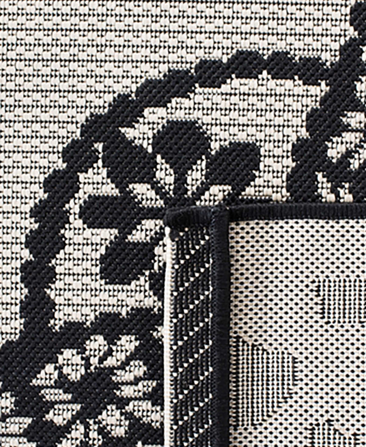 Safavieh Courtyard CY6139and Black 6'7