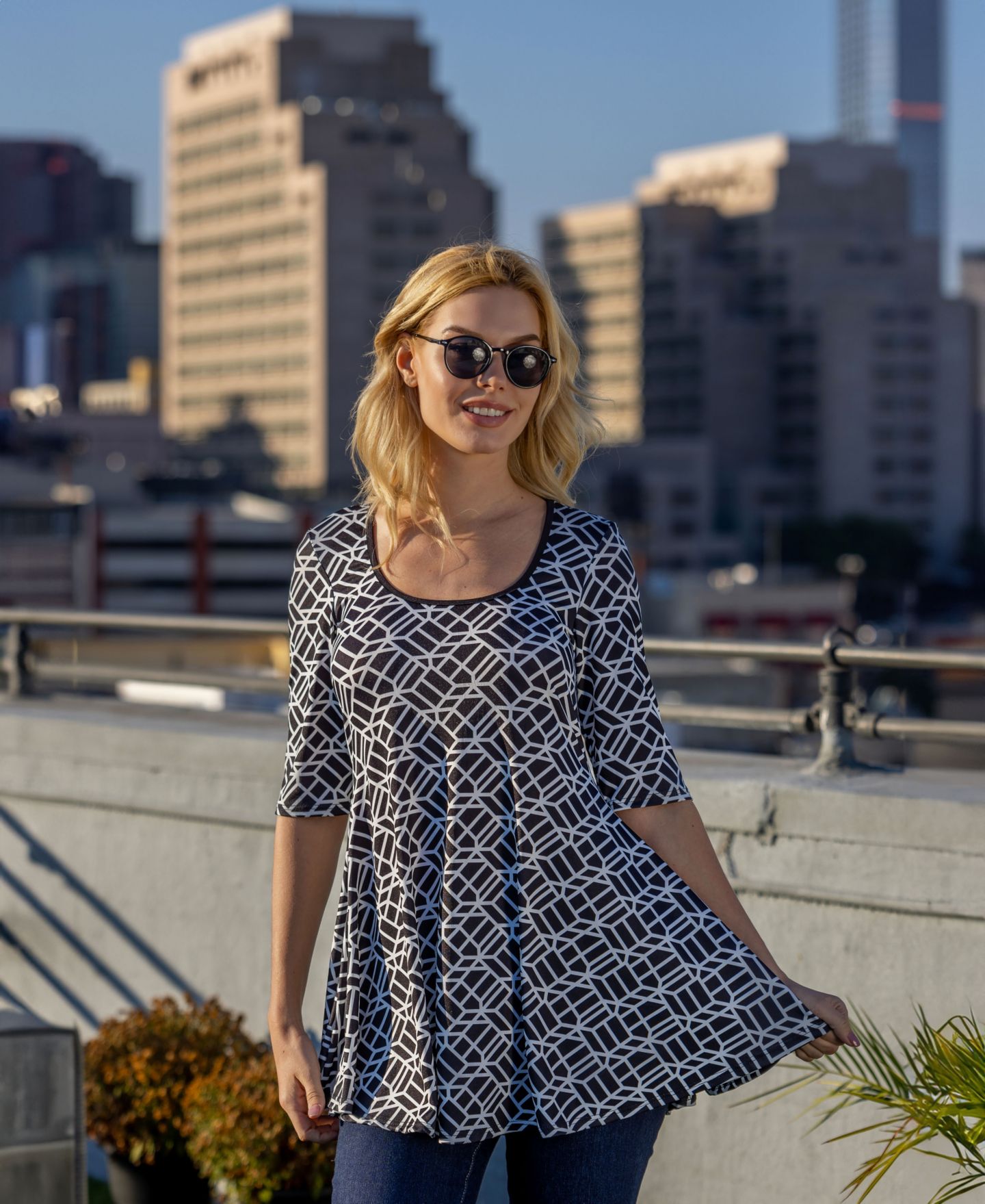Женский топ 24seven Comfort Apparel Print Elbow Sleeve Casual Tunic Top, цвет: Miscellane — фото 4