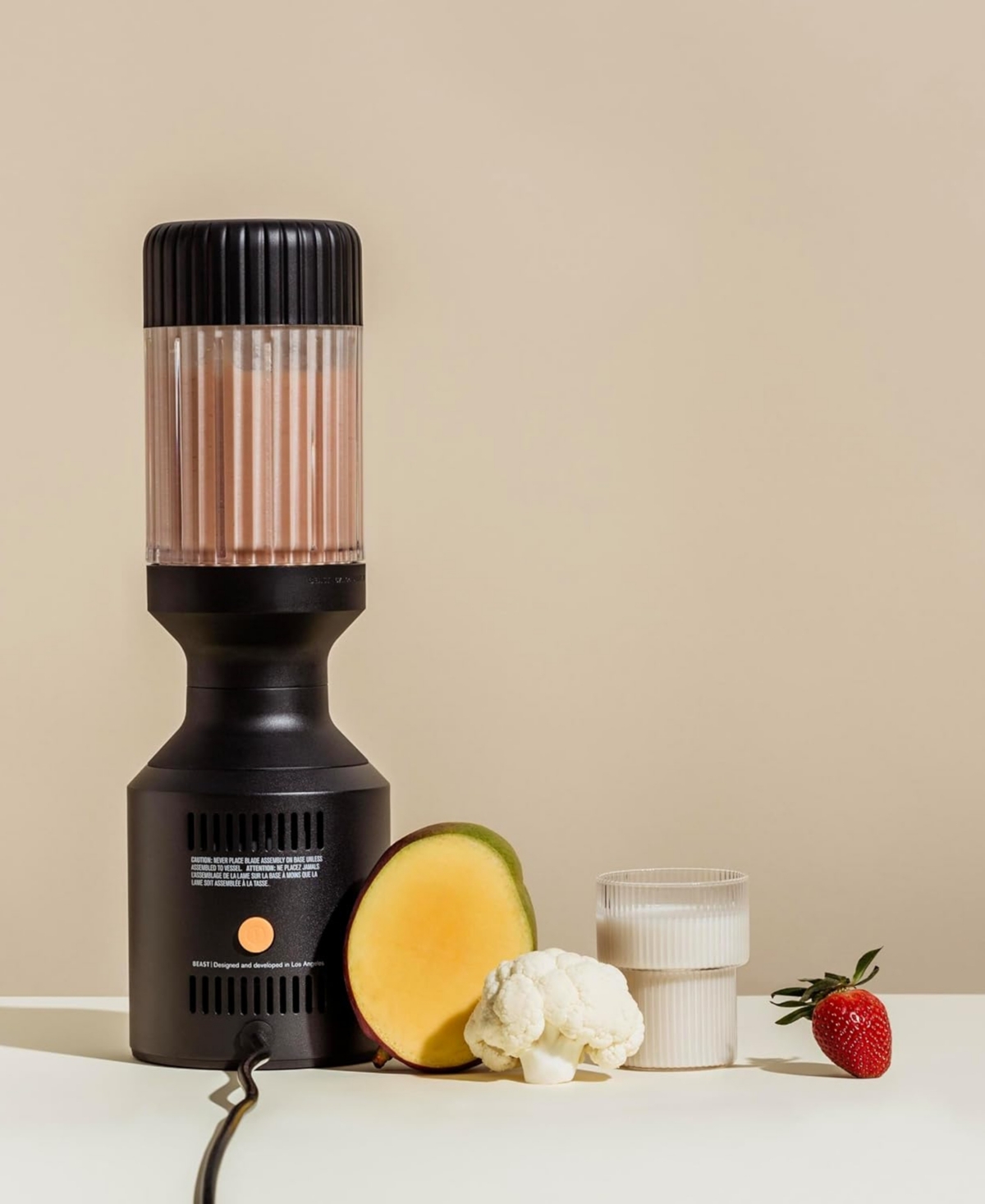 BEAST HEALTH 1000 WATT BLEND-AND-GO PERSONAL BLENDER 