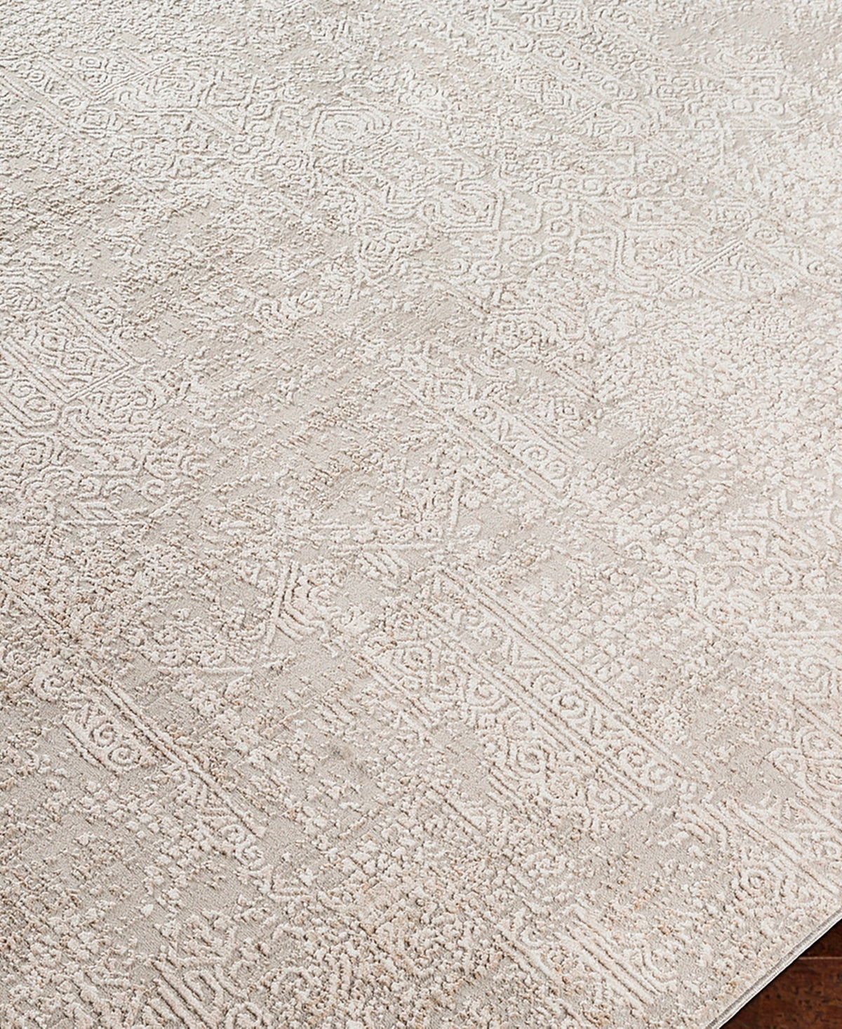 Surya Carmel Crl-2300 2'x3' Area Rug In Silver