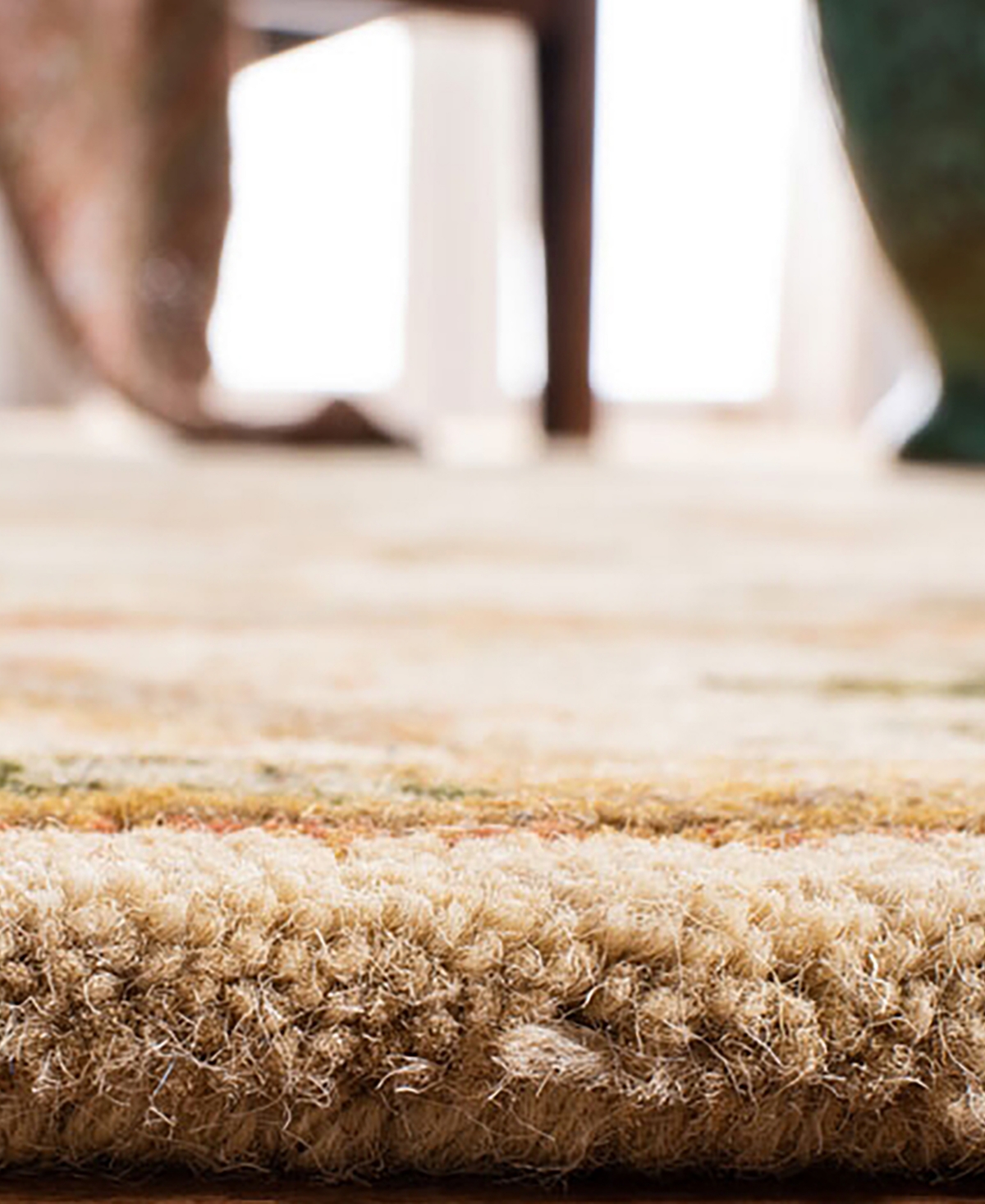 Safavieh Antiquity At525' Runner Area Rug - Gold
