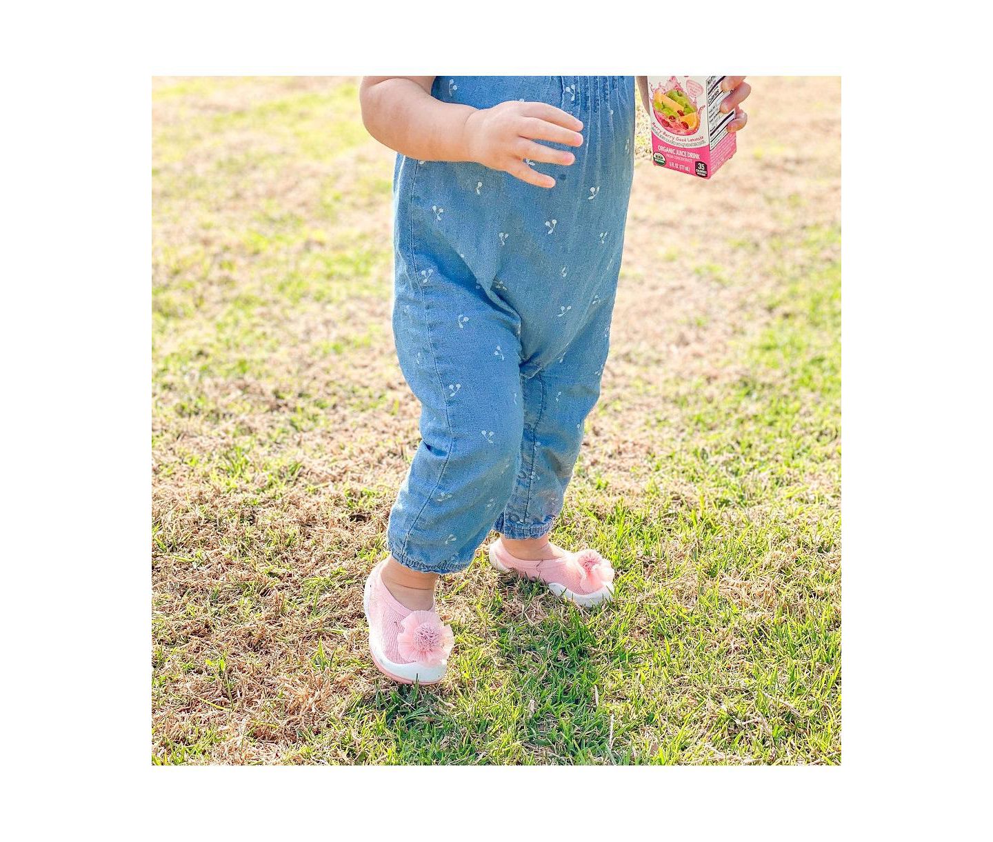Обувь Komuello Breathable Washable Non-Slip Sock Shoes Flat - Pompom Flower Pink для девочек-малышей, цвет: Розовый — фото 6
