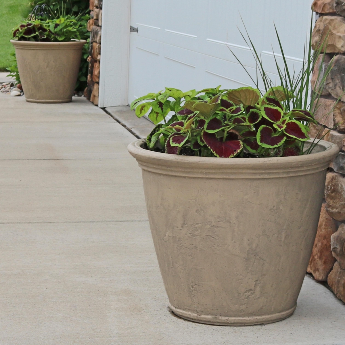 Sunnydaze Decor Anjelica Unbreakable Polyresin Planter -- Set of 2 - Beige
