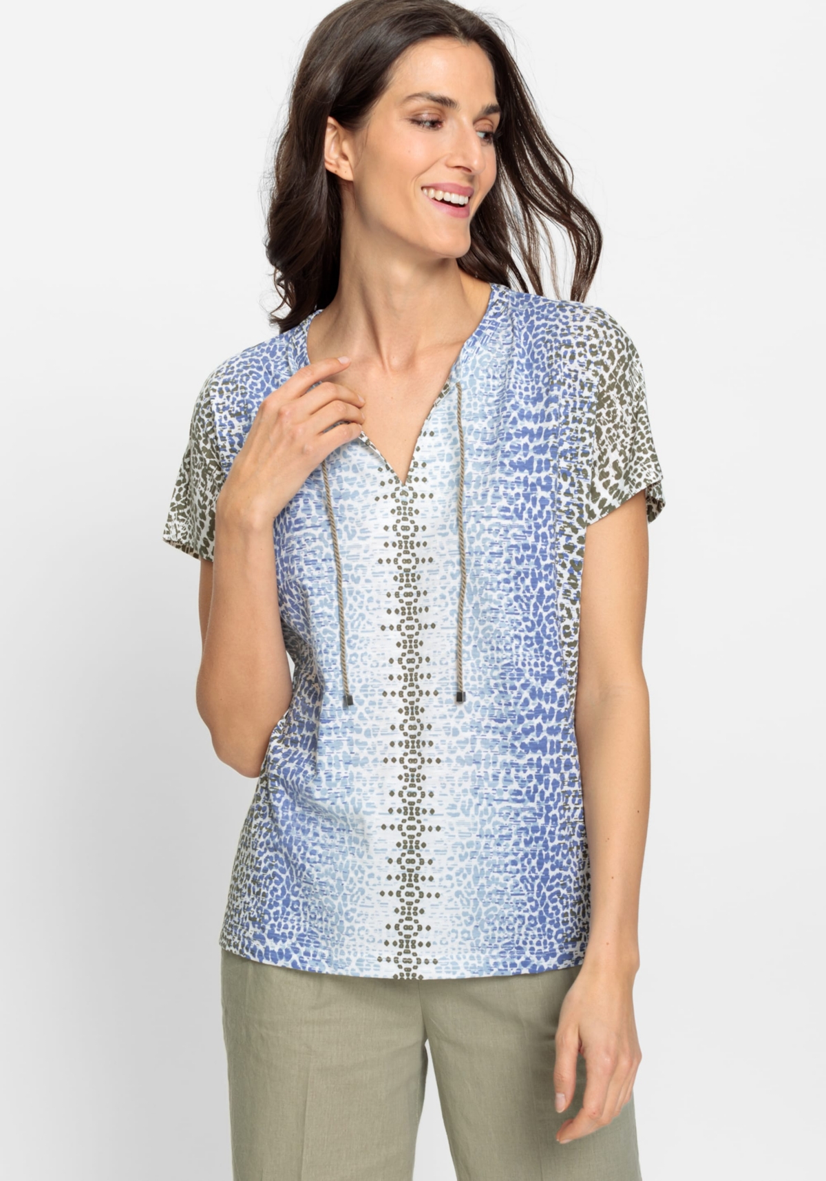 Women's Short Sleeve Allover Animal Print T-Shirt - Bleached denim