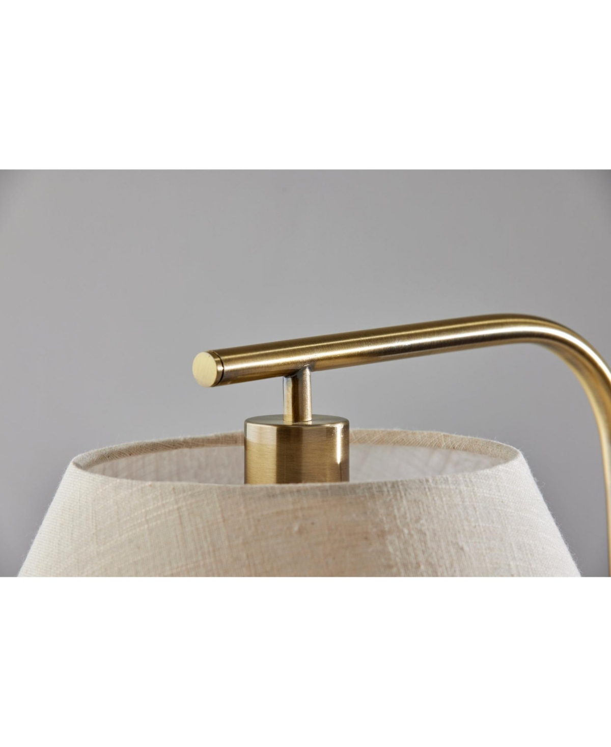 Adesso 21.25" Fletcher Table Lamp In Black,antique-like Brass