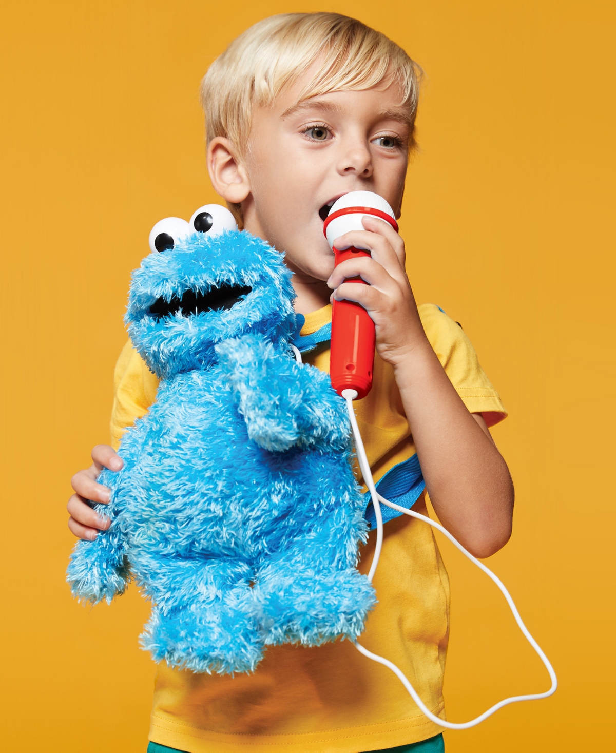 Singing Machine Plush Toy Karaoke Backpack With Microphone, Speaker, Songs Sound Effects, Sesame Street Cookie Monst In Blue