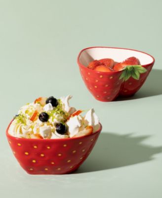 World Foods Set of 4 Strawberry Bowls