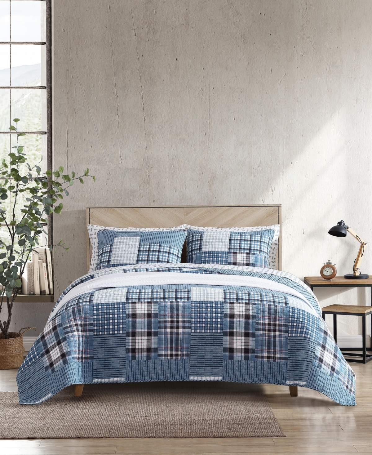 Eddie Bauer Hawthorne Reversible 3 Piece Quilt Set, Full/queen In Spring White,blue,purple
