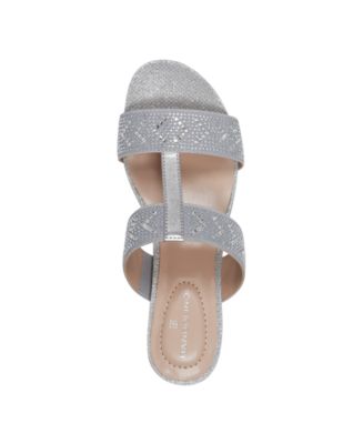 Women's Iluvit Embellished T-Strap Wedge Sandals