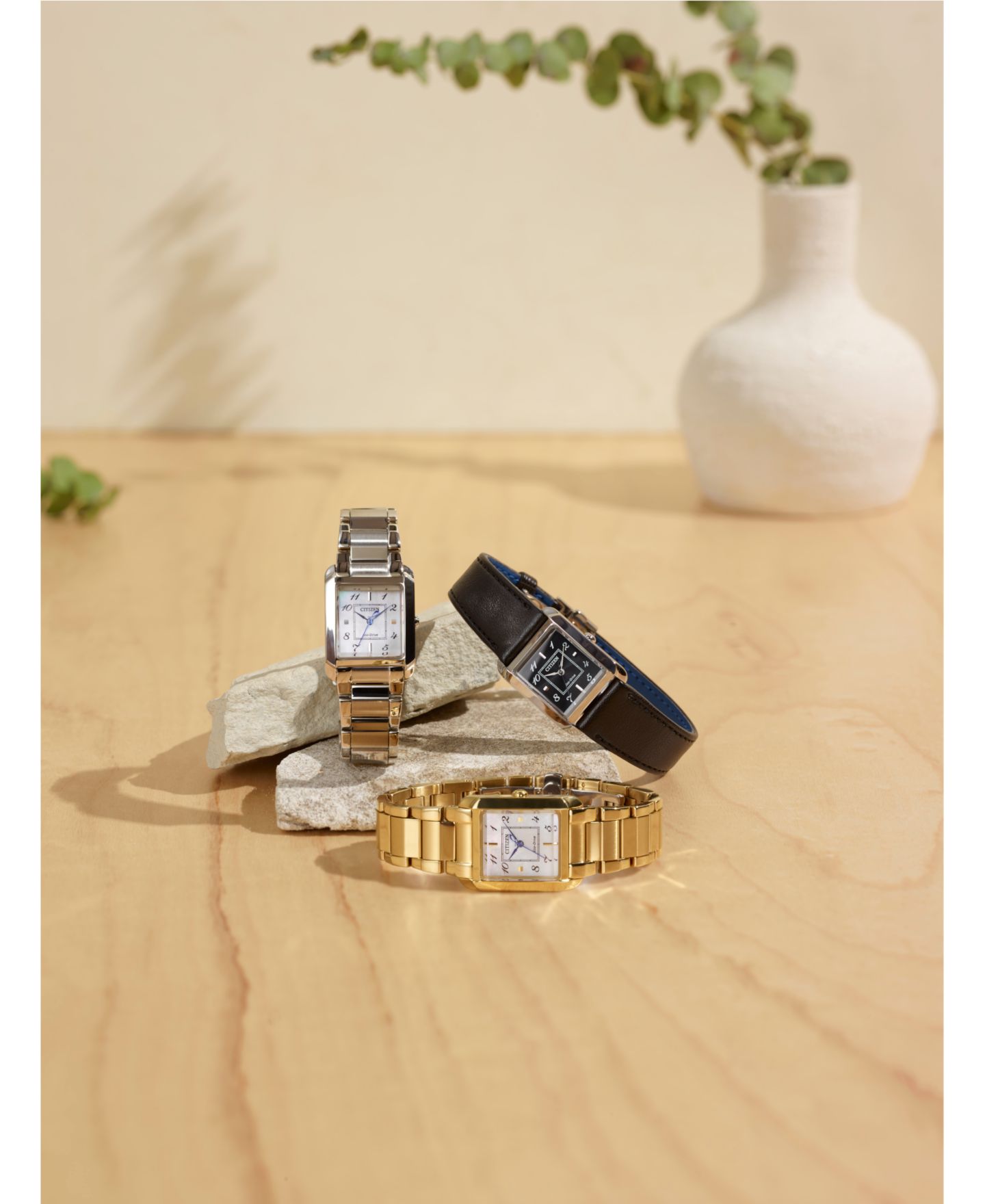Женские часы Citizen Eco-Drive Bianca Gold-Tone Stainless Steel Bracelet Watch 28mm — фото 7