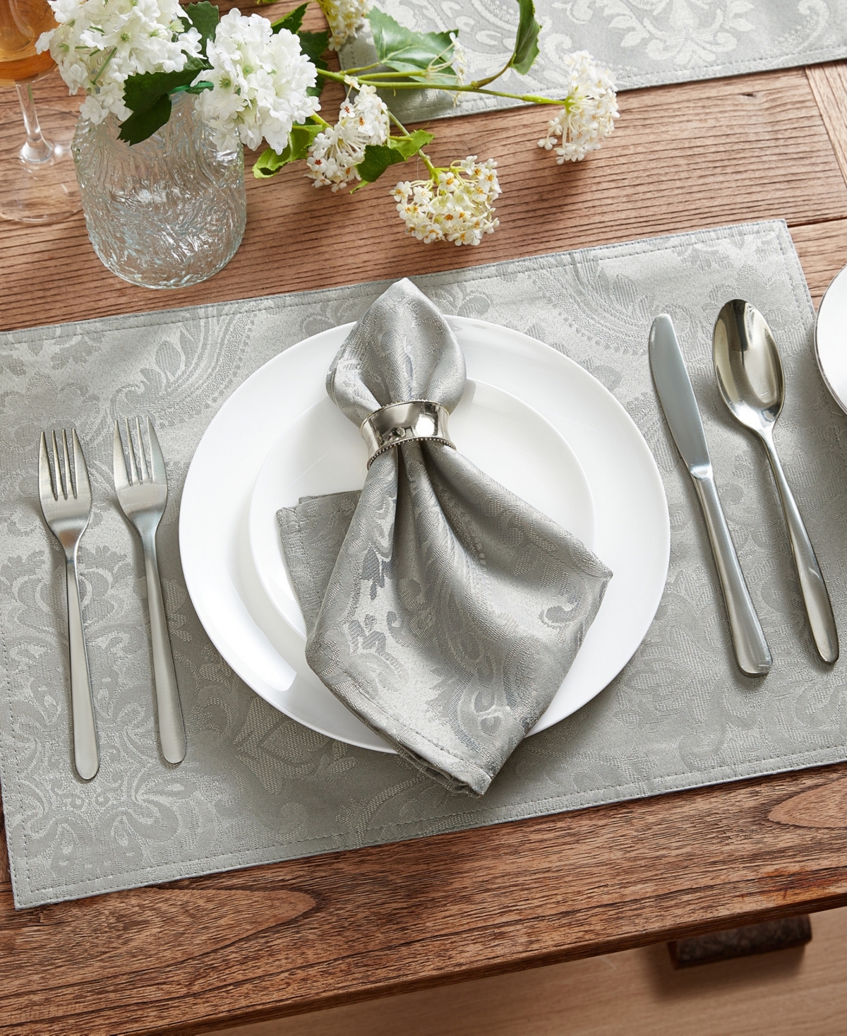 Elrene Caiden Elegance Damask Napkin, Set Of 4 In Silver