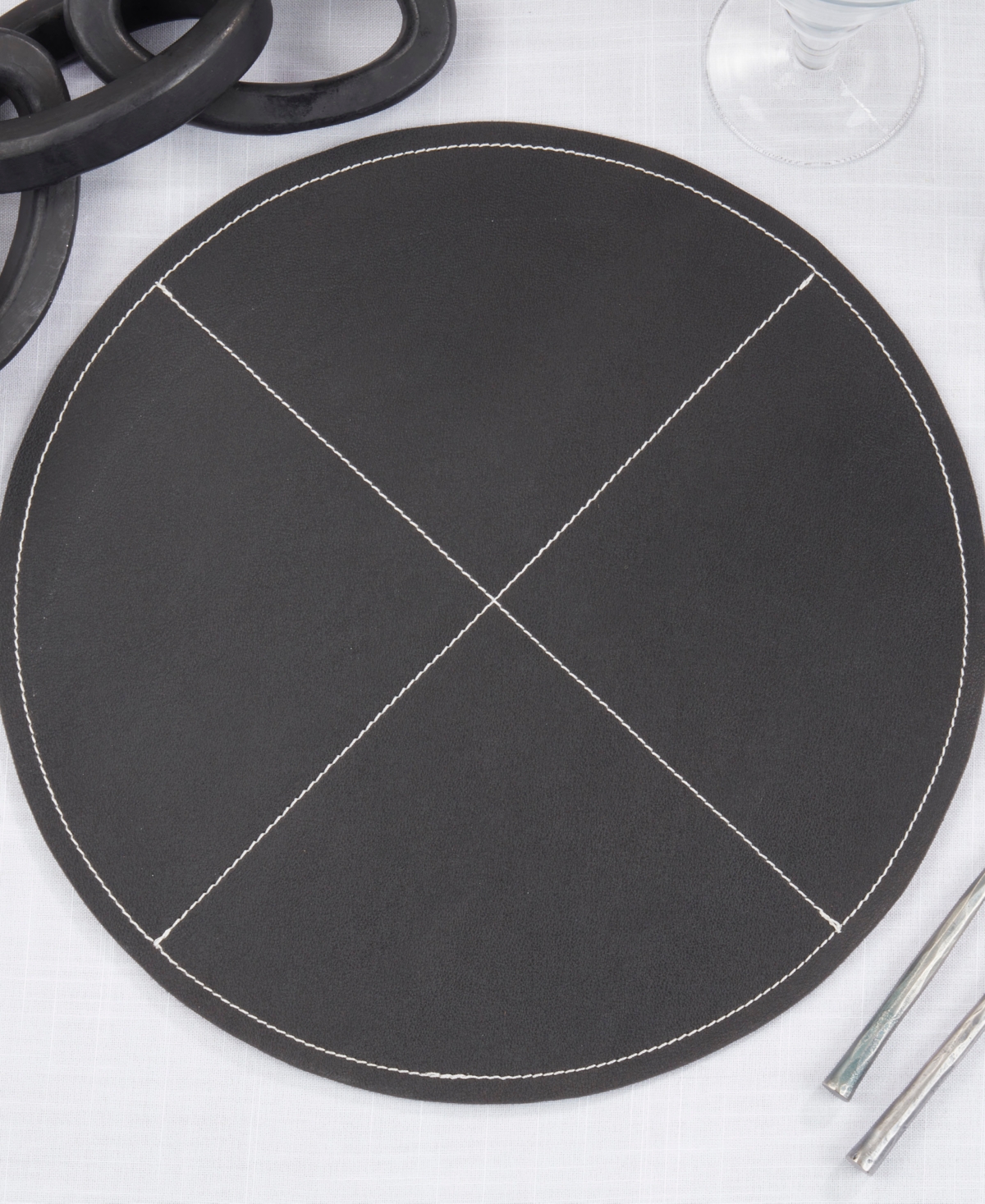 Saro Lifestyle Pu Leather Luxe Placemat Set Of 4,15"x15" In Slate