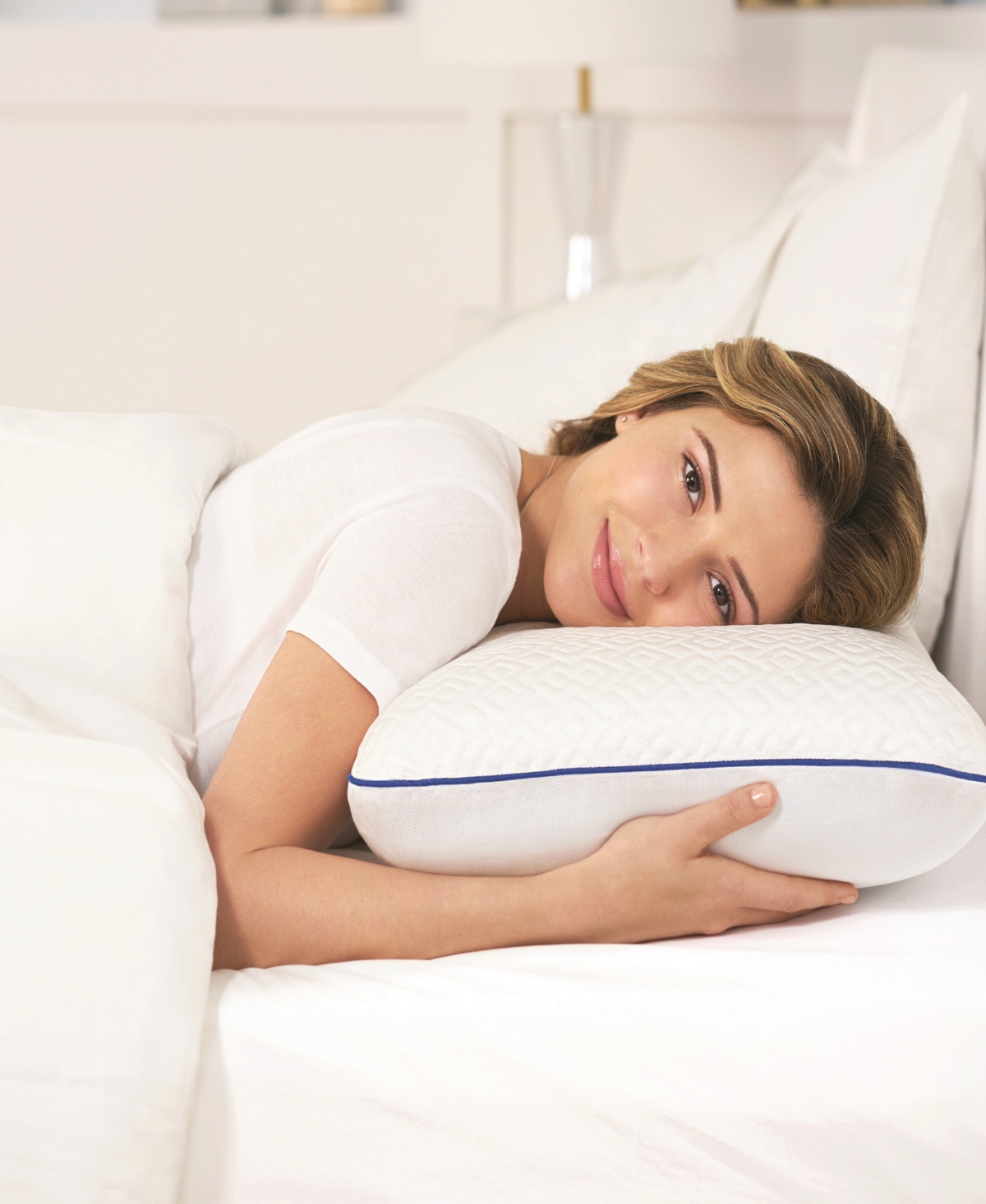 Serta Cool Renew Gel Memory Foam Pillow, Standard In White