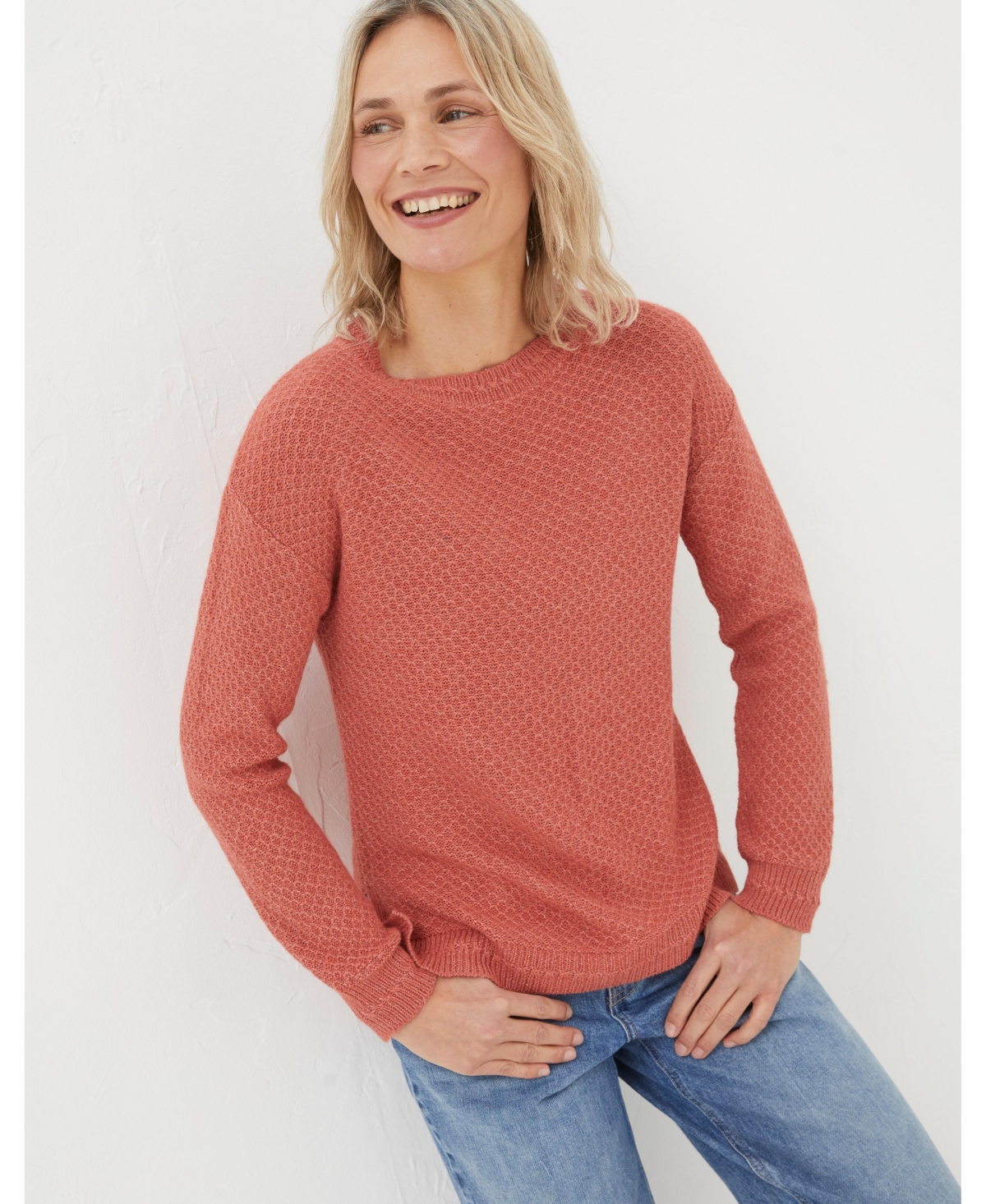 Women's Ellie Crew Sweater - Washed red