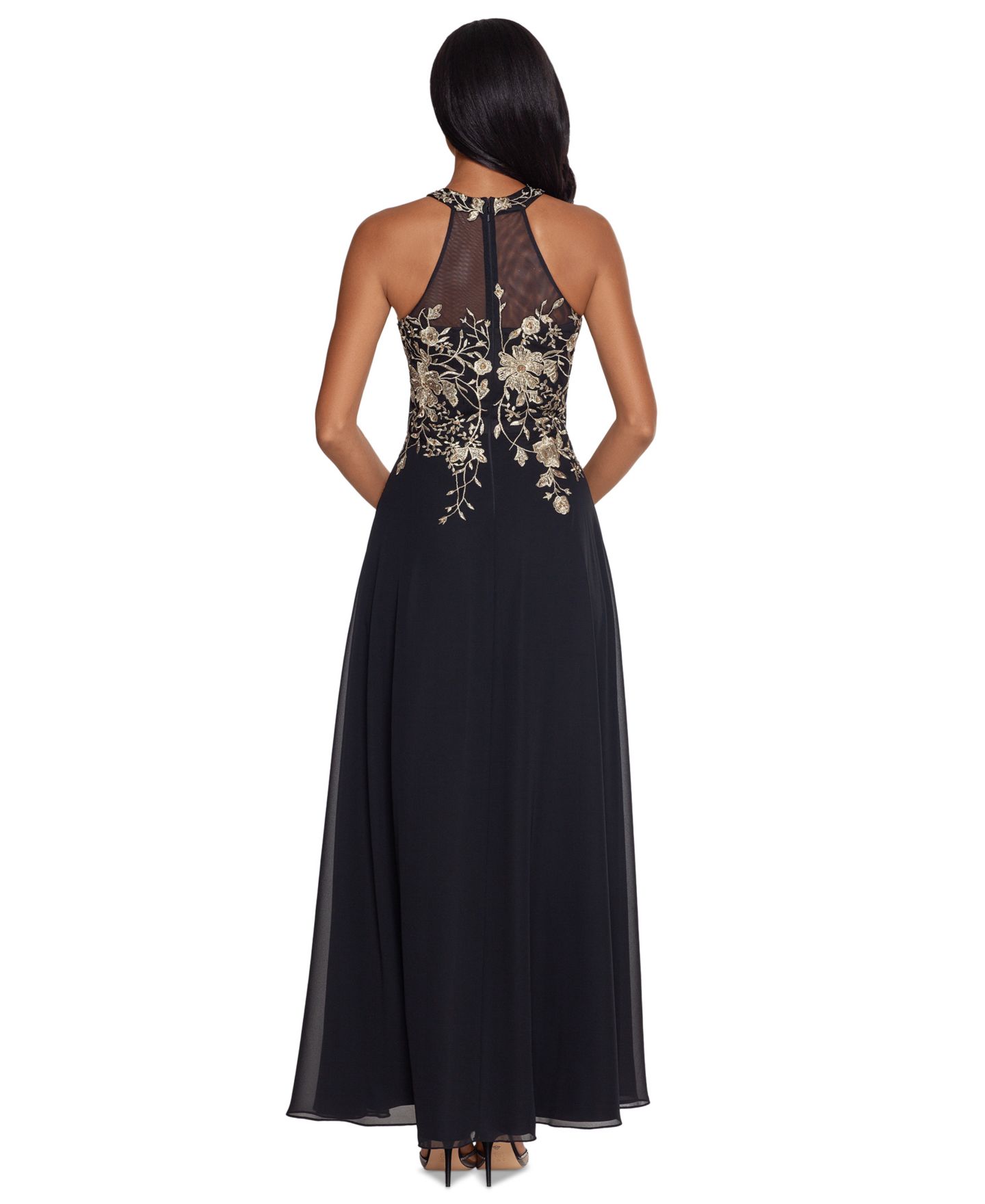 Женские платья Betsy & Adam Petite Sleeveless Floral-Appliqué Illusion Gown, цвет: Чёрный золотой — фото 2
