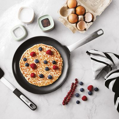 Graphite Non-stick Ceramic Pancake Pan 10.25", Sustainable Recycled Material