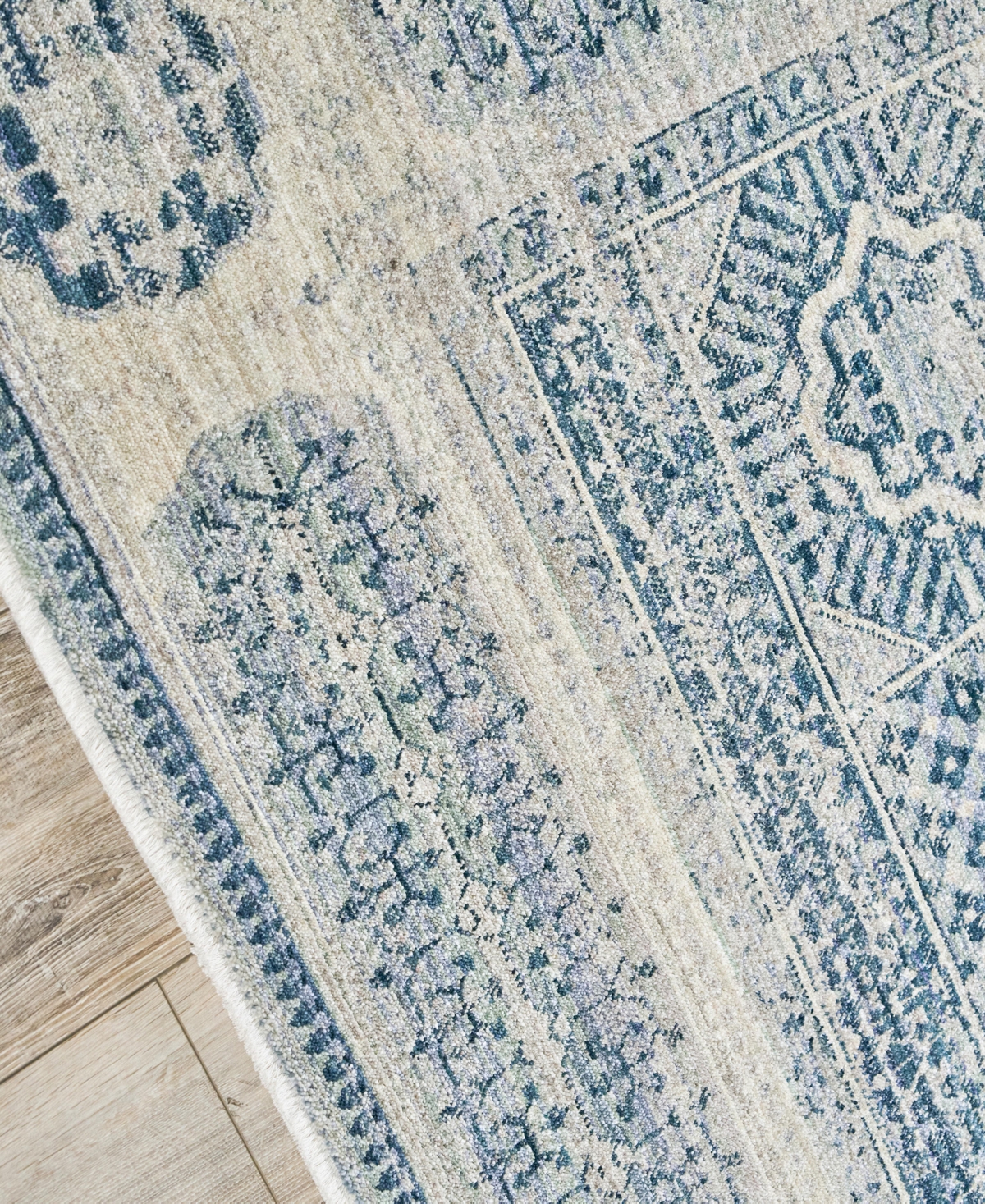 The Met X Exquisite Rugs Vintage Looms Vtl-70 4'x6' Area Rug In Mist,blue