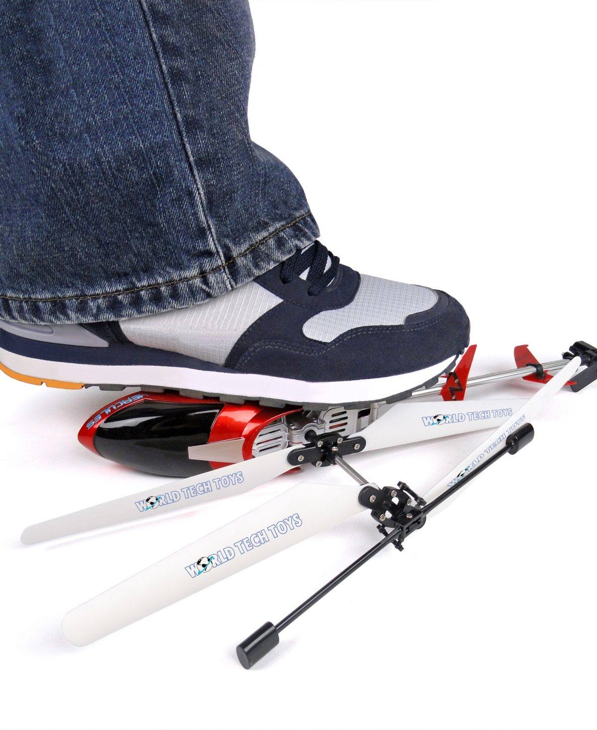 World Tech Toys 3.5ch Hercules Remote Control Unbreakable Gyro Helicopter In Multi