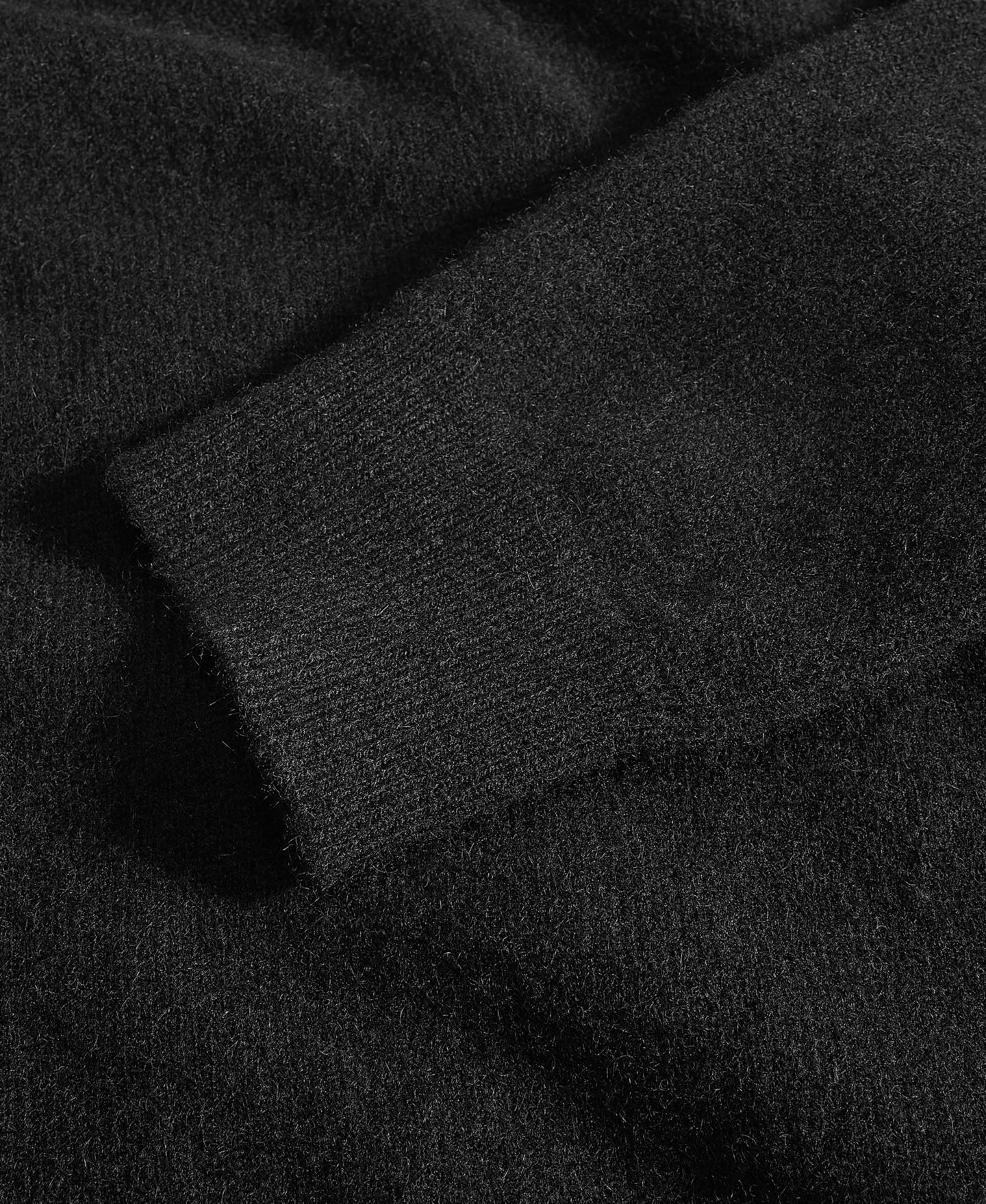 Женский свитер Charter Club Petite 100% Cashmere V-Neck Long-Sleeve, цвет: Чёрный — фото 8