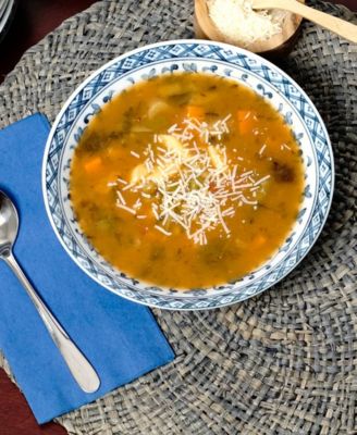 Endurance 18/8 Stainless Steel 8 Piece 6.7" Boxed Set of Soup Spoons