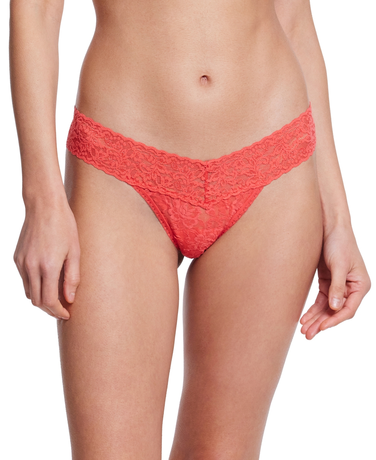 Hanky Panky Women's Signature Lace Low Rise Thong