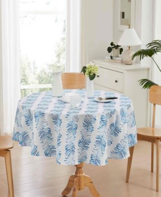 Seagrass Stripe Water-Resistant Indoor and Outdoor Tablecloth, 70" Round