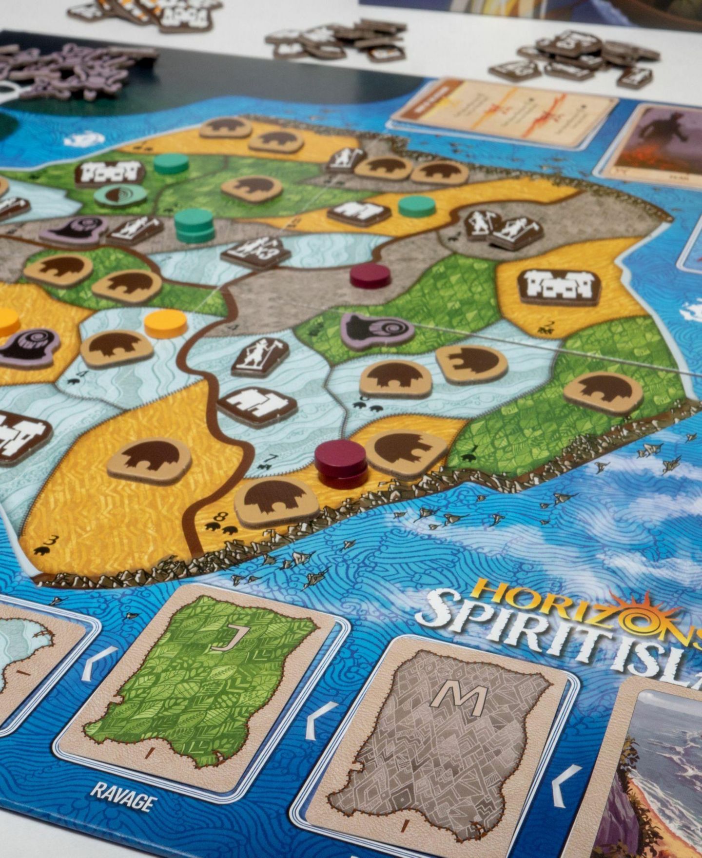 Настольная стратегия Greater Than Games Horizons of Spirit Island — фото 4