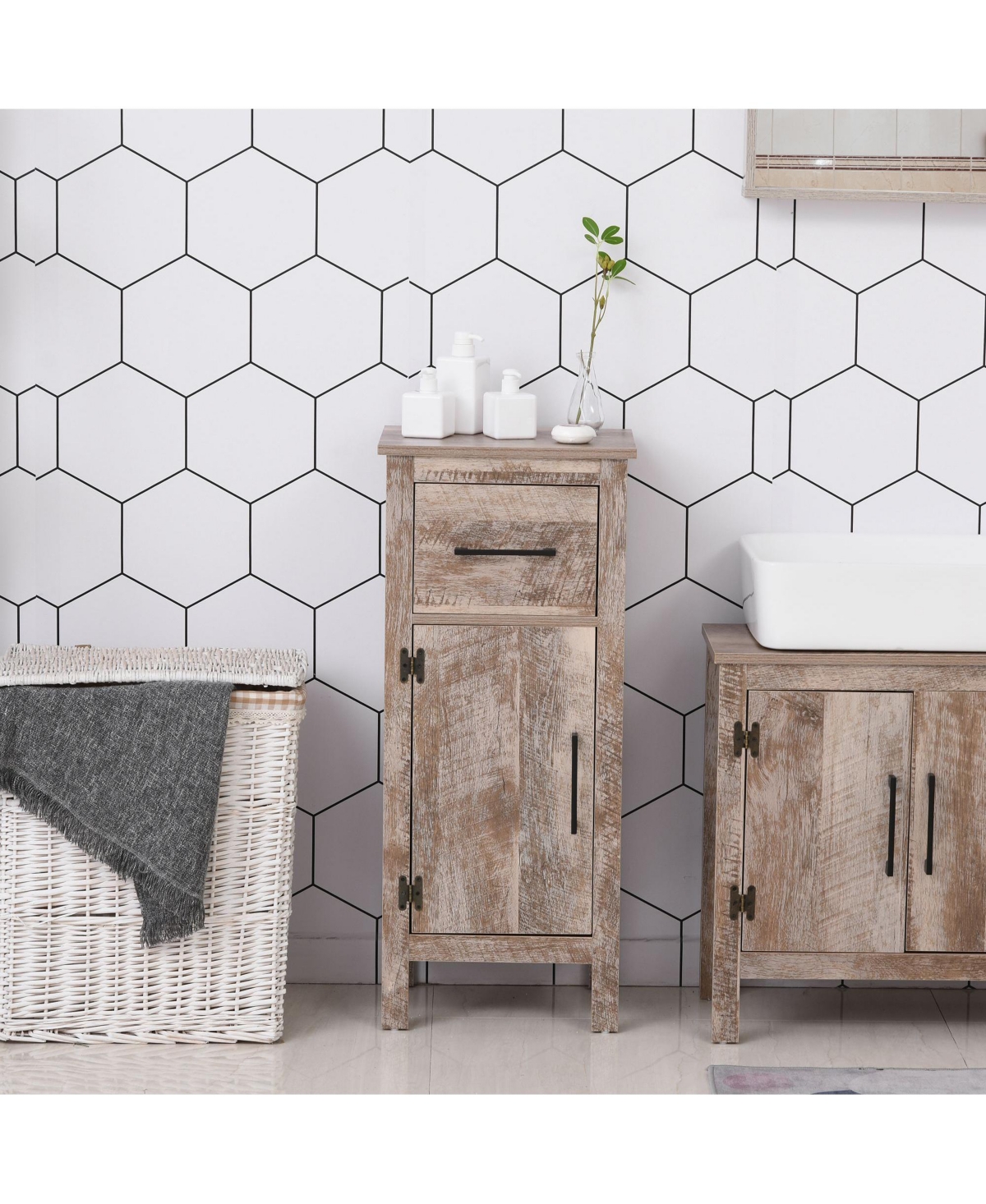 Kleankin Bathroom Floor Cabinet Storage Cupboard with Drawer & Adjustable Shelf