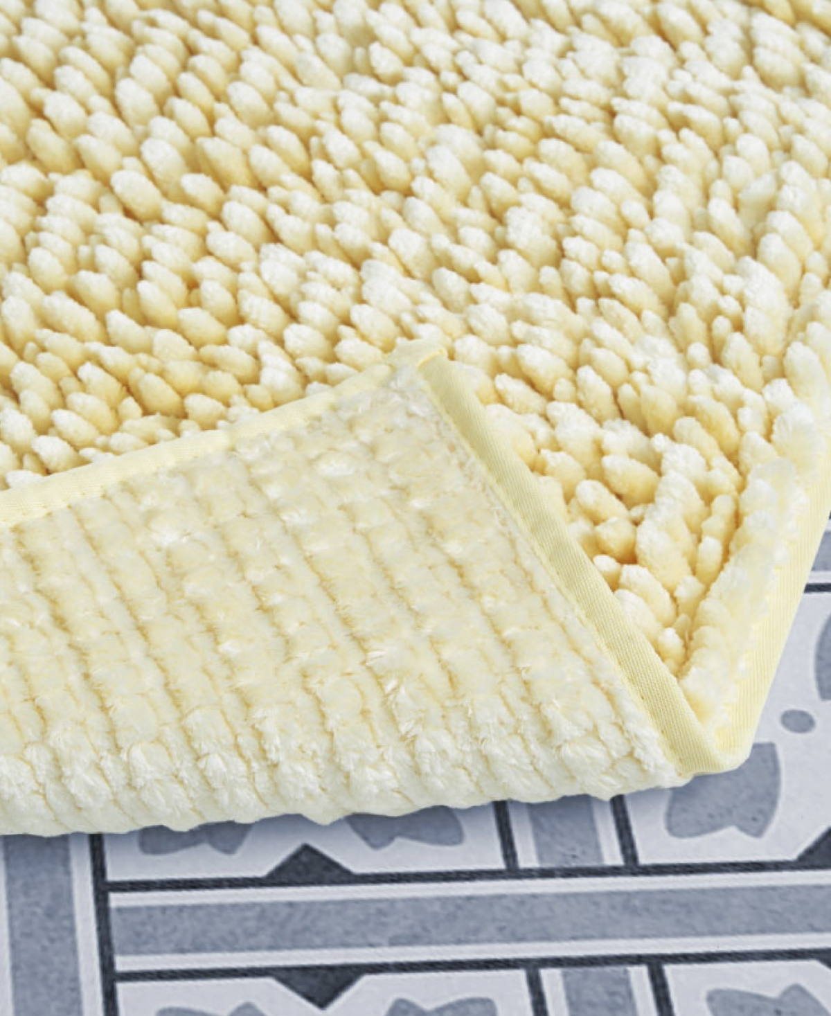 Laura Ashley Butter Chenille Bath Mat, 27" x 45"