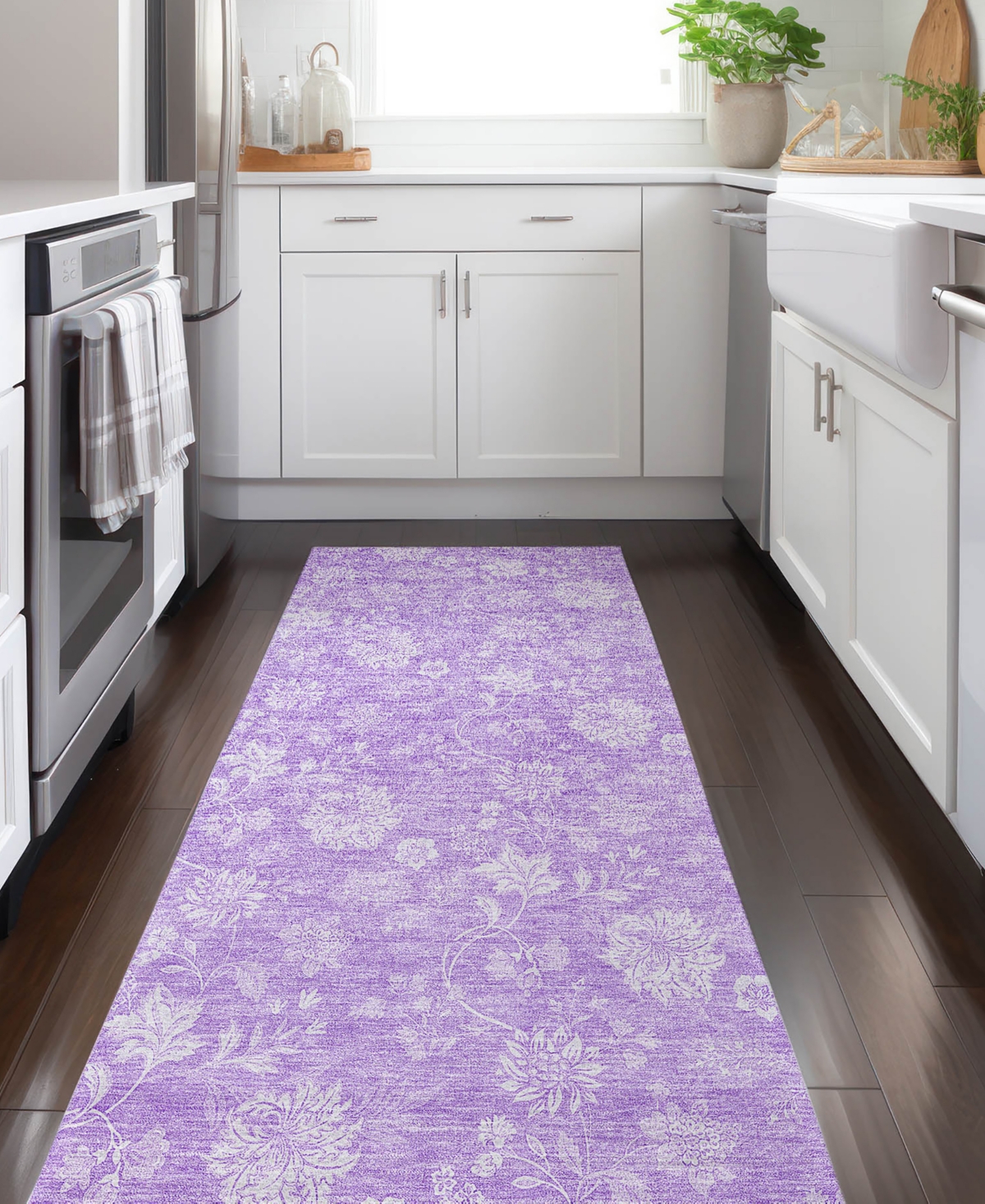 Addison Chantille Acn681 2'3"x7'6" Runner Area Rug In Lilac