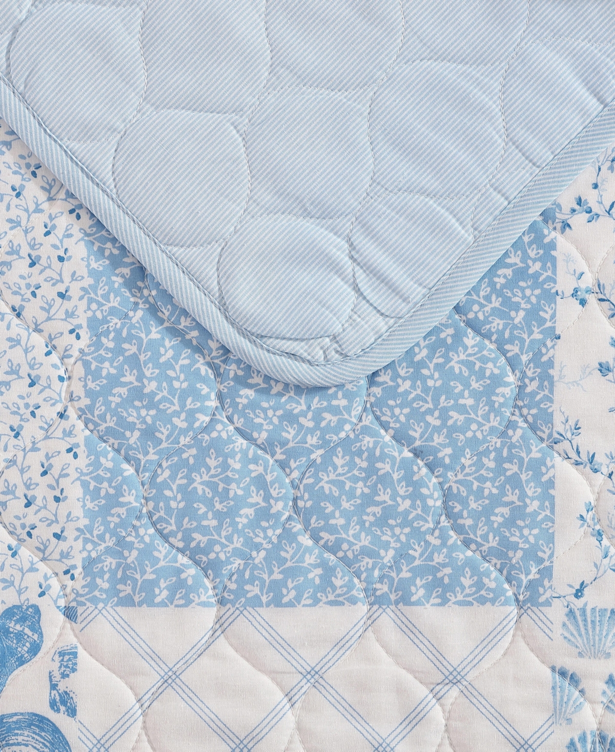Laura Ashley Colleens Reversible 3 Piece Quilt Set, King