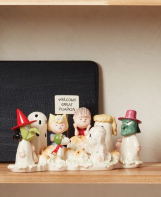 Welcome Great Pumpkin Figurine