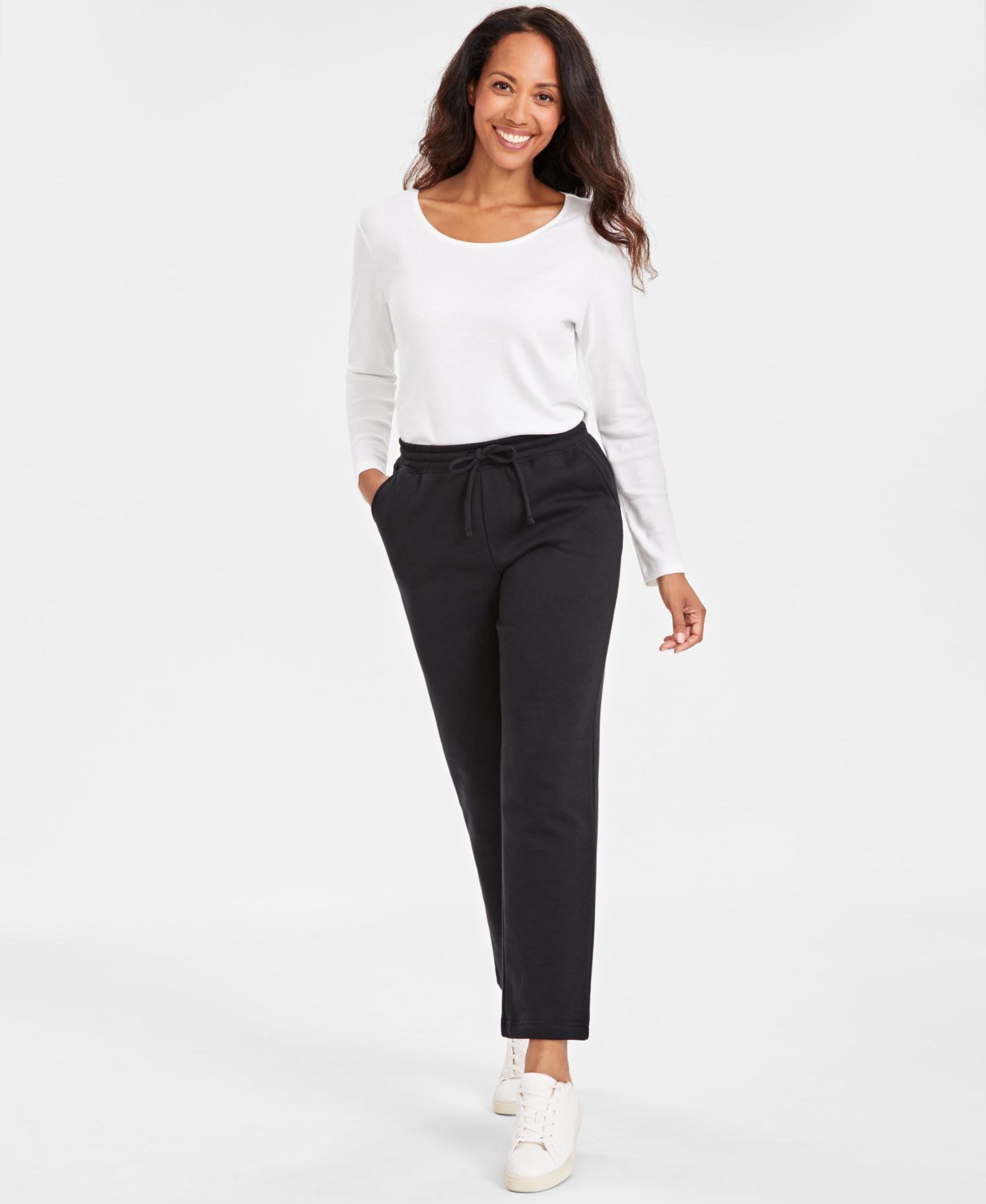 Женские брюки Style & Co Mid Rise Drawstring-Waist Fleece Pant, цвет: Глубокий чёрный — фото 2