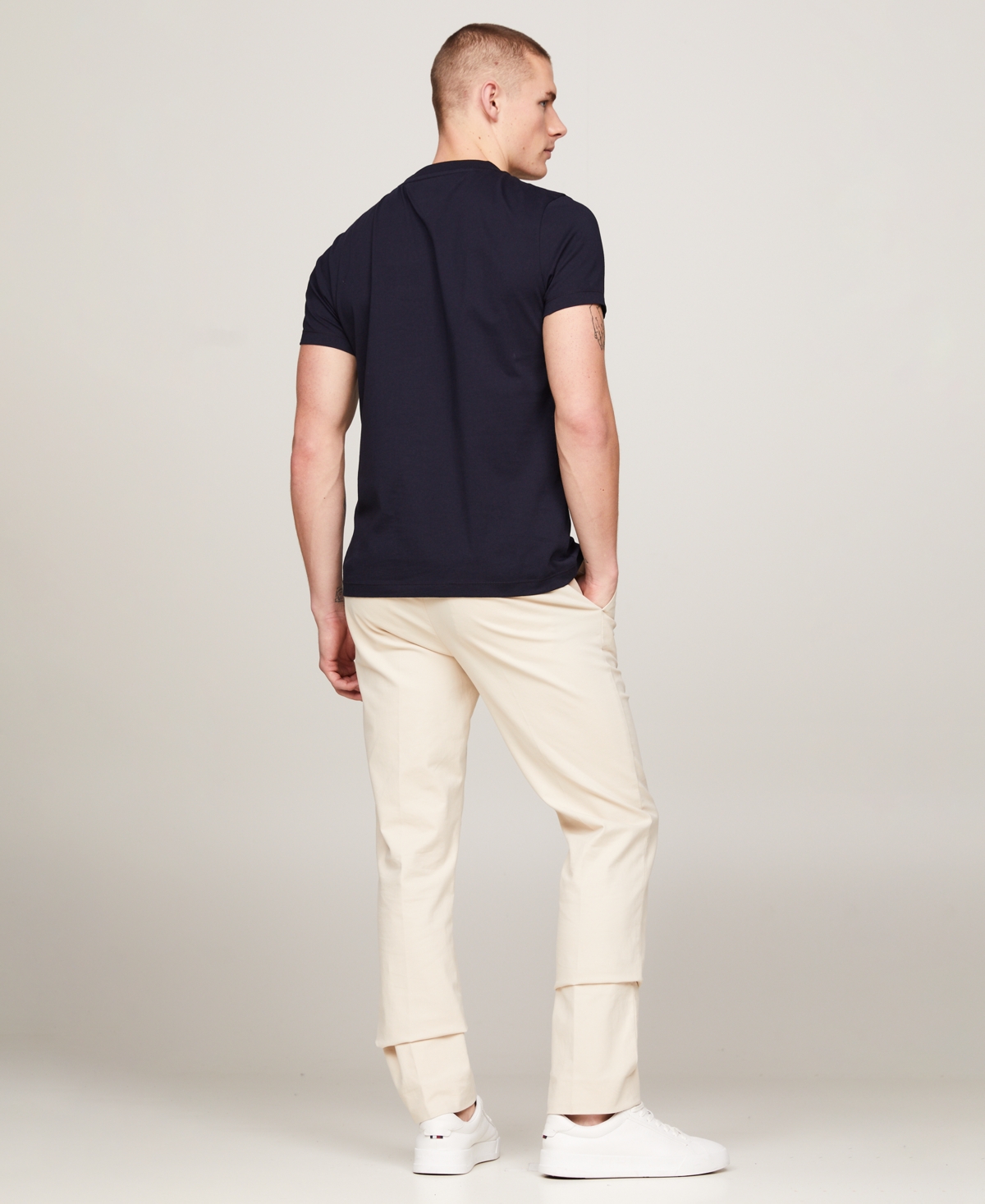 Tommy Hilfiger Men's Slim-Fit Arch Monotype Graphic T-Shirt