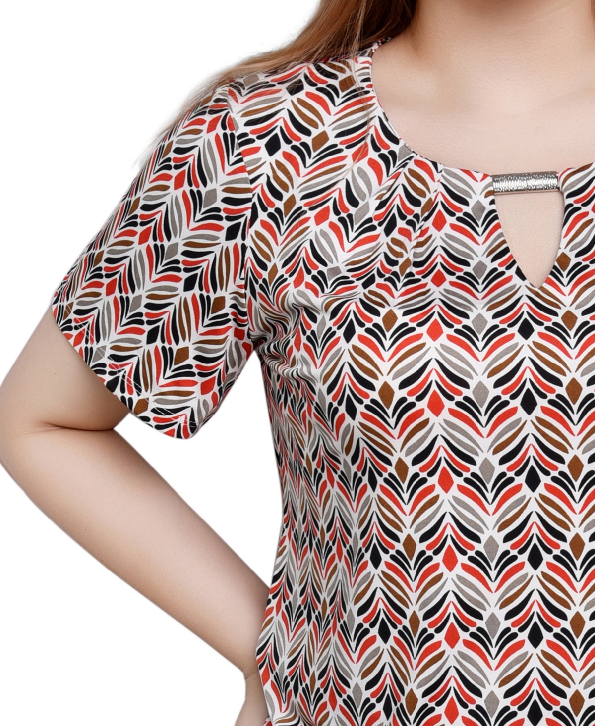 Ny Collection Short Sleeve Top With Hardware In Diamond Feather
