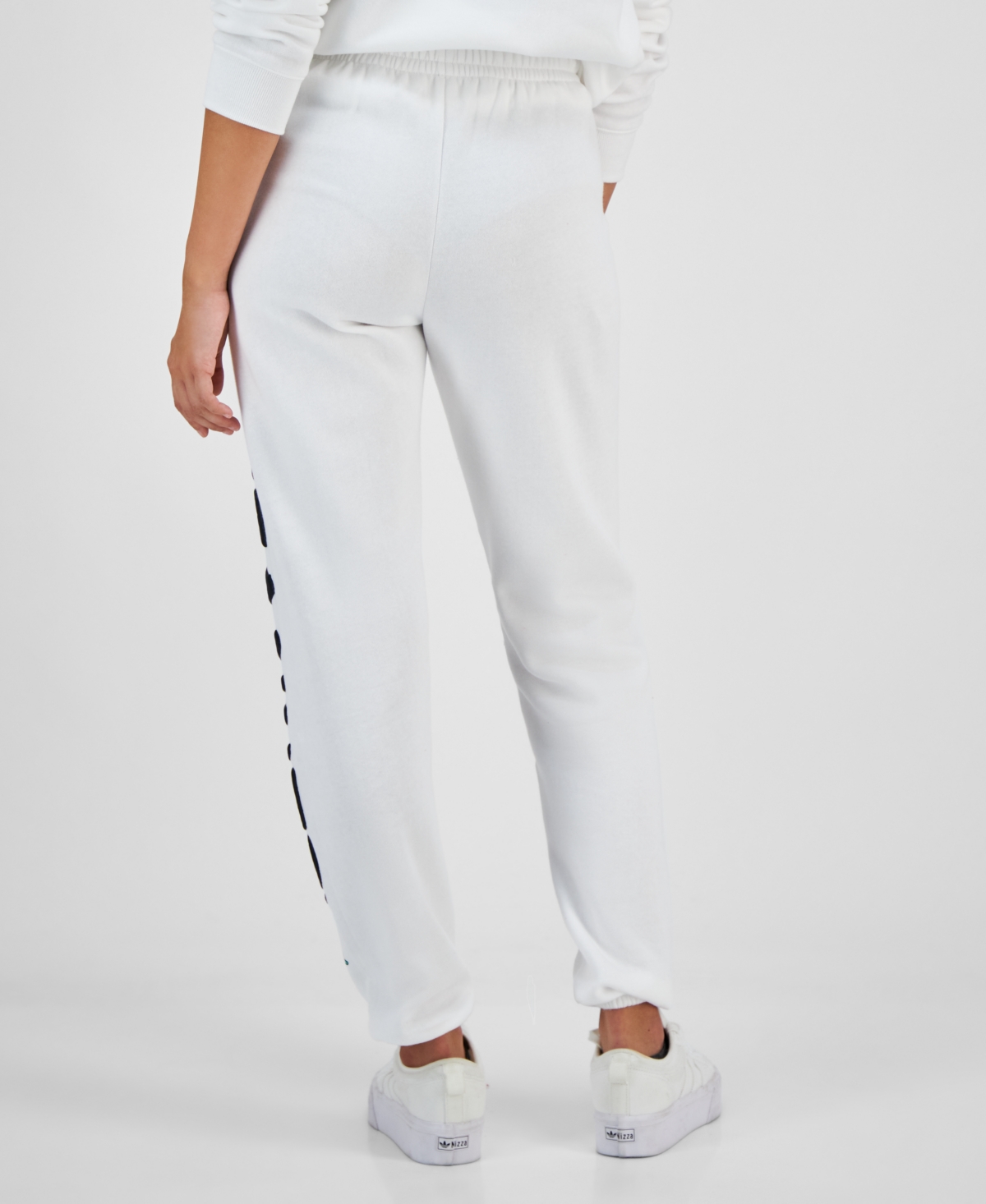 Love Tribe Juniors' Peanuts Holiday Graphic Jogger Sweatpants