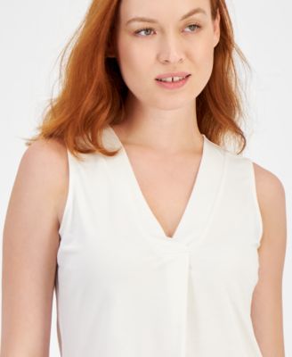Women's Sleeveless Pleat-Front V-Neck Top 