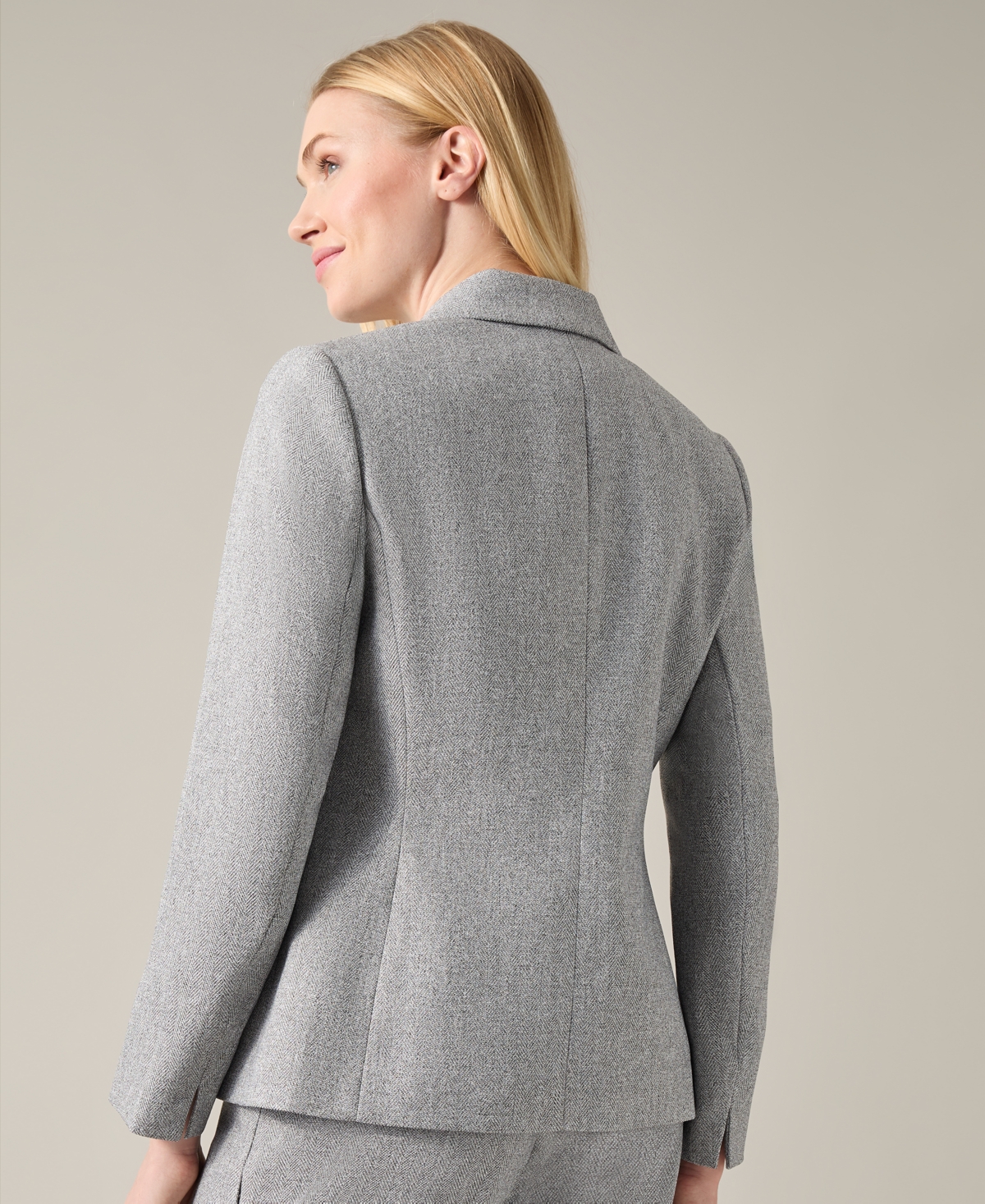 Kasper Women's Herringbone One-Button Long-Sleeve Blazer