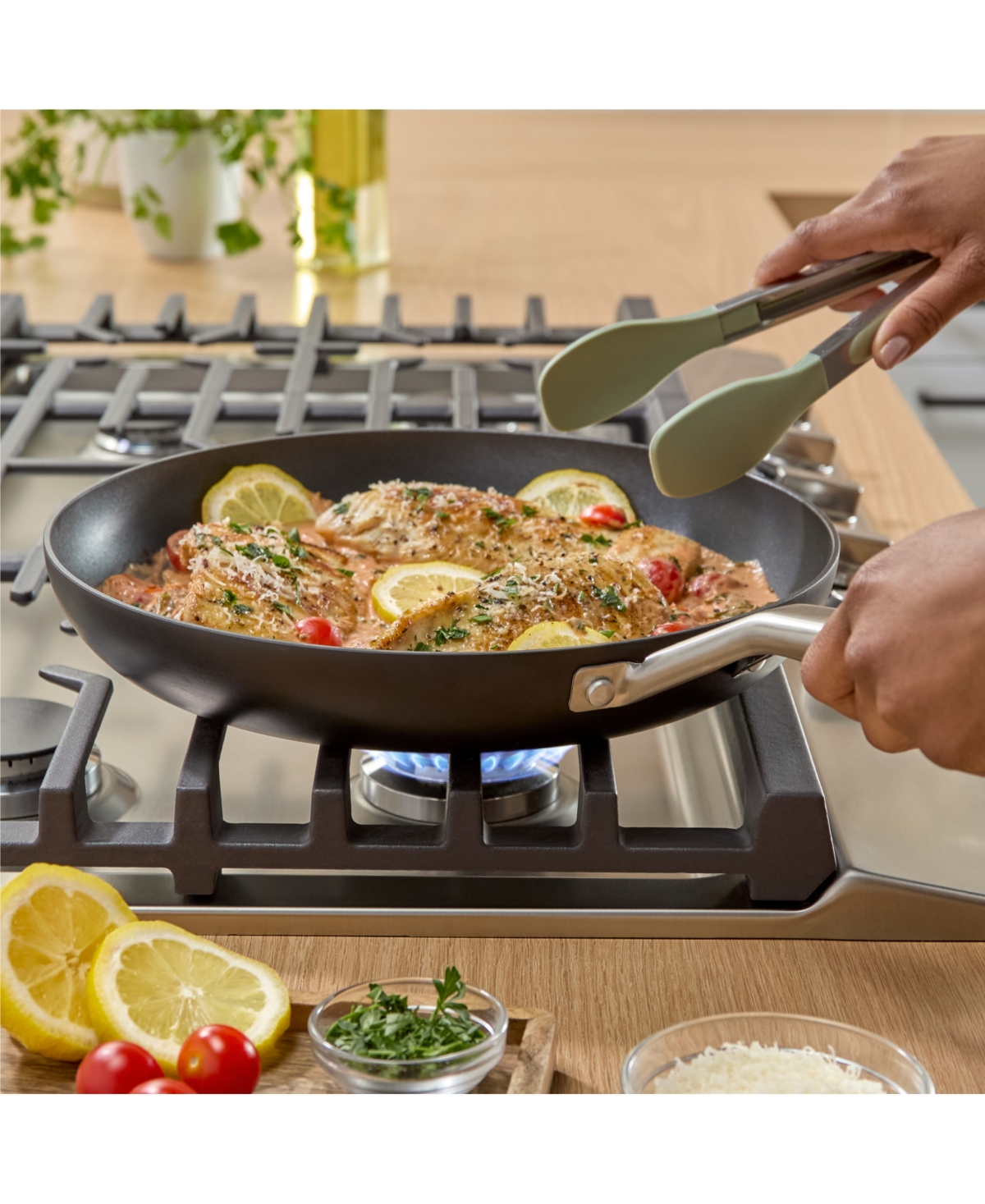 Calphalon Hard-anodized Nonstick 10-piece Cookware Set In Black