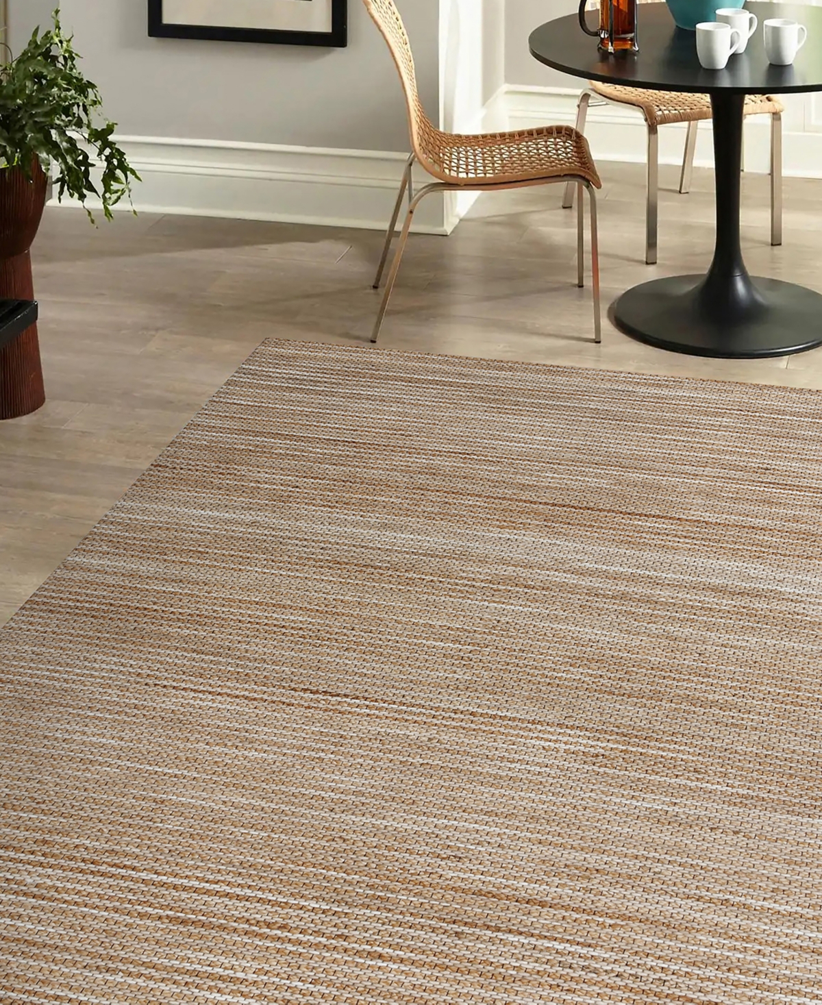Lr Home Savannah Dn-424 2'x3' Area Rug In Beige