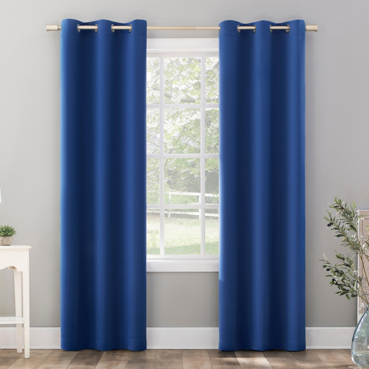 Sun Zero Riley Kids Bedroom Blackout Grommet Curtain Panel, 95