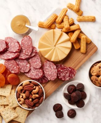 Holiday Sweet Savory Snacks Gift Basket, 10 Piece