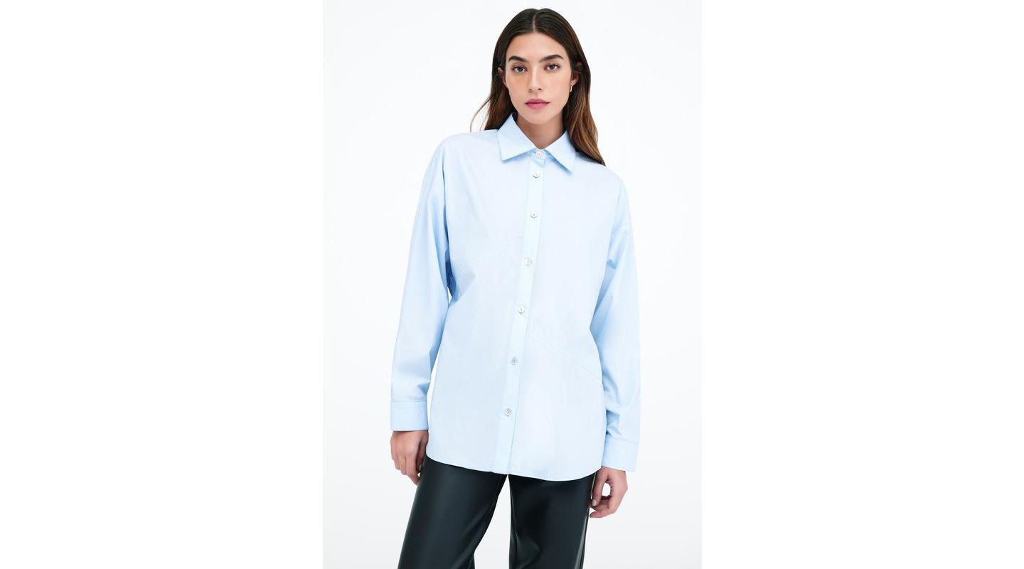 Женская рубашка Marcella Ezra Cropped-Back Cotton Poplin Button-Up with Dolman Sleeves, цвет: Светлый синий — фото 7