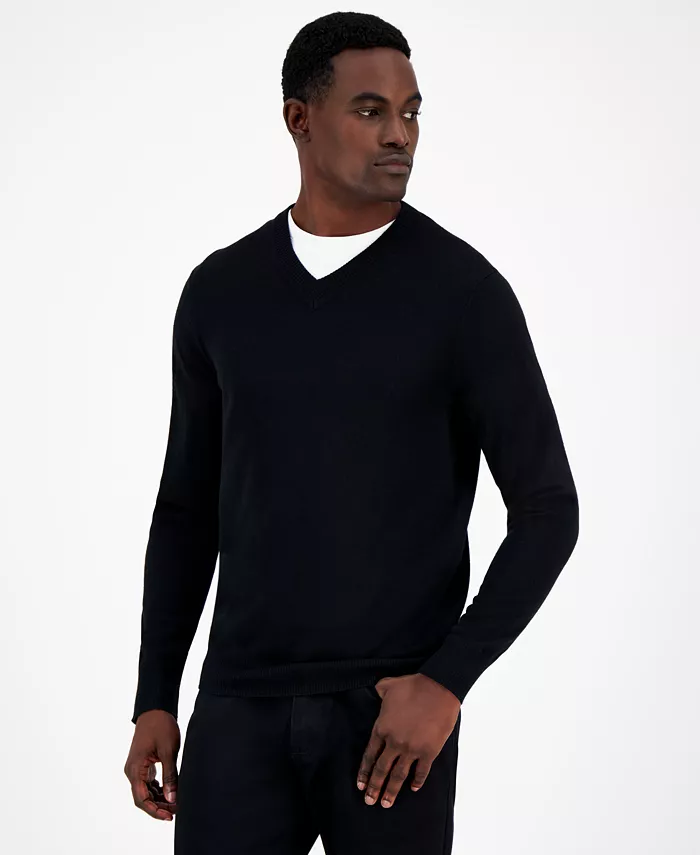 Men's Long-Sleeve V-Neck Merino Sweater - thumbnail 4