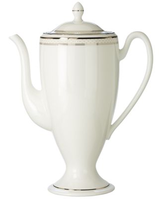 Waterford - "Padova" Beverage Pot, 48 oz.
