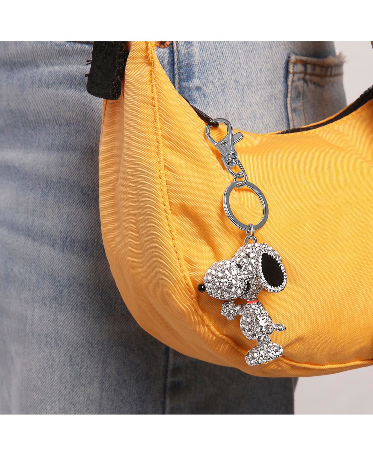Брелок Peanuts Snoopy Pave 3D Bling Keychain - Bag Charm, Backpack Accessories, Travel Collectible Gift Keychains — фото 4