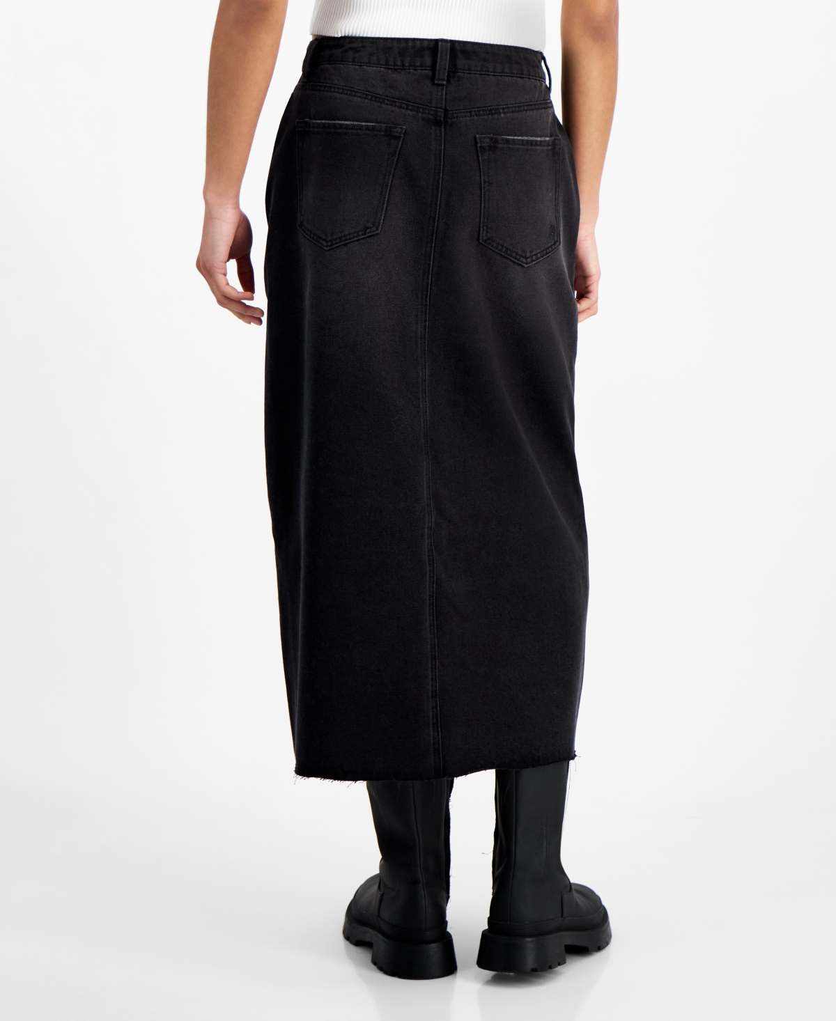 INDIGO REIN JUNIORS' EMBROIDERED DENIM MIDI SKIRT 