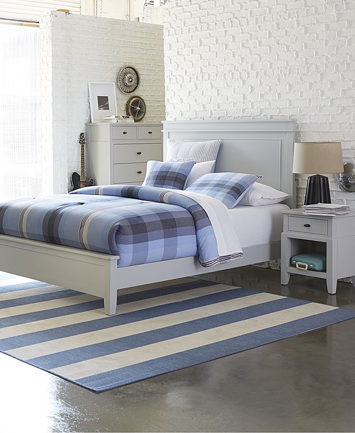 Furniture Kamron California King 3Pc. Bedroom Set (Bed, Nightstand